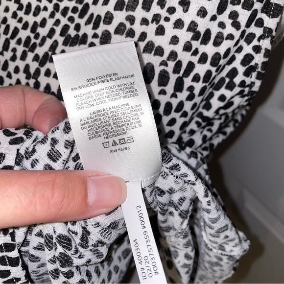 NWT Express Ruffled Bottom Tank - Picture 7 of 7